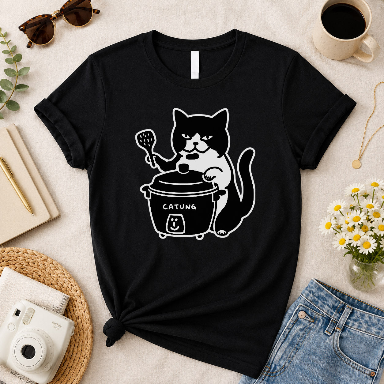 Taiwanese Rice Cooker Cat T-shirt